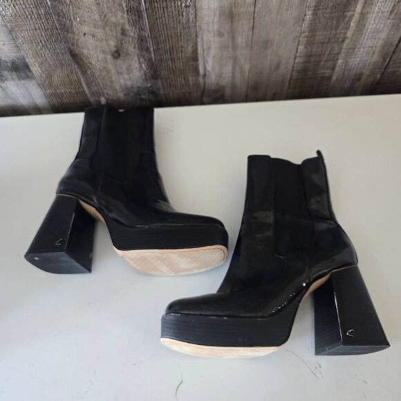 Circus NY by Sam Edelman Stace Flare Heel Platform Chelsea Boots 9M - Picture 2 of 6